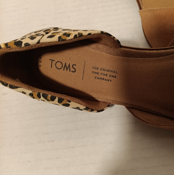 Toms Flats Women's Size 8.5 Wide Carmel Brown Suede Leopard Accent Julie D'Orsay - Picture 6 of 7